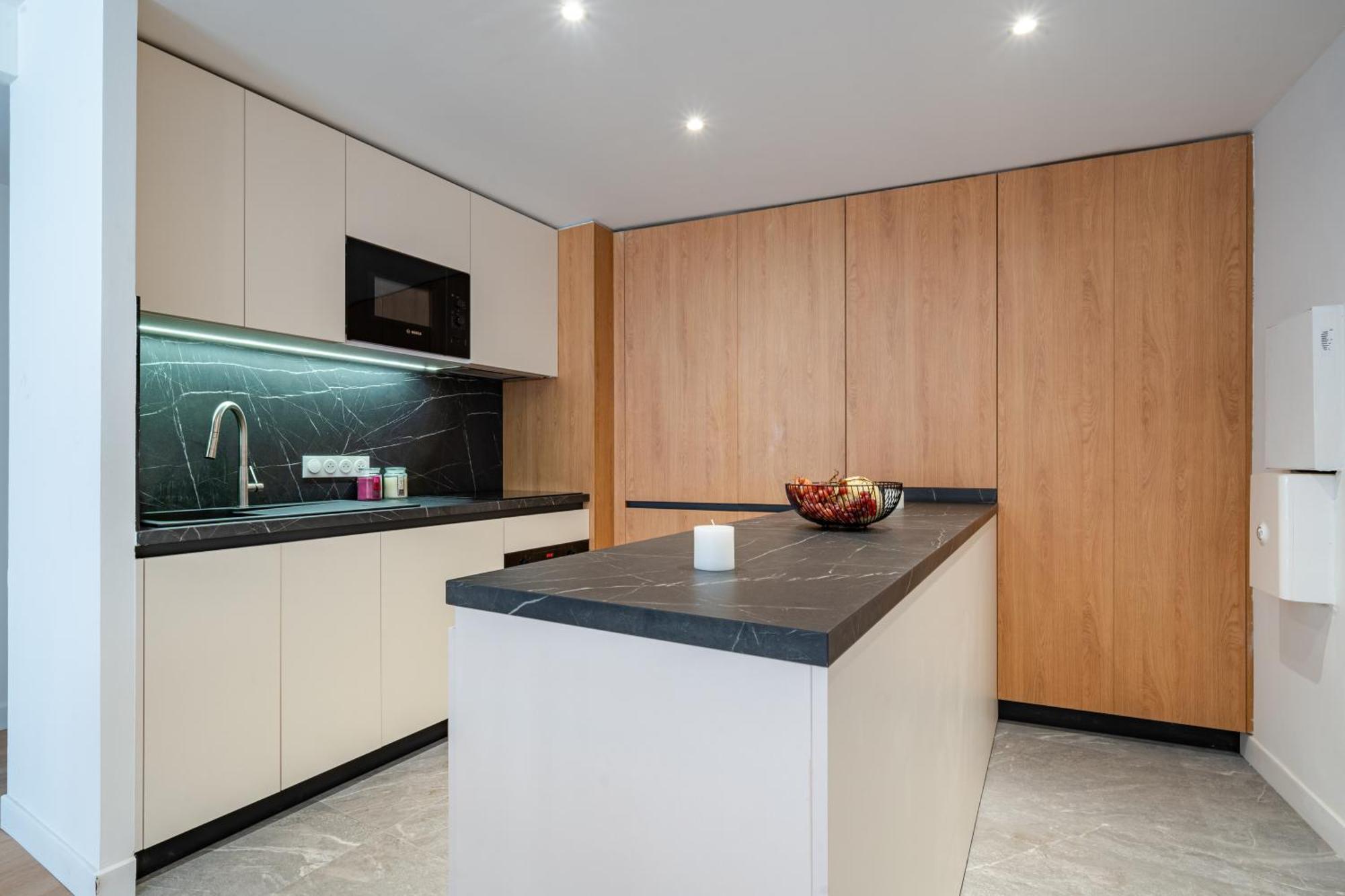 Near Old Town And Apartment Fully Renovated Nizza Exterior foto