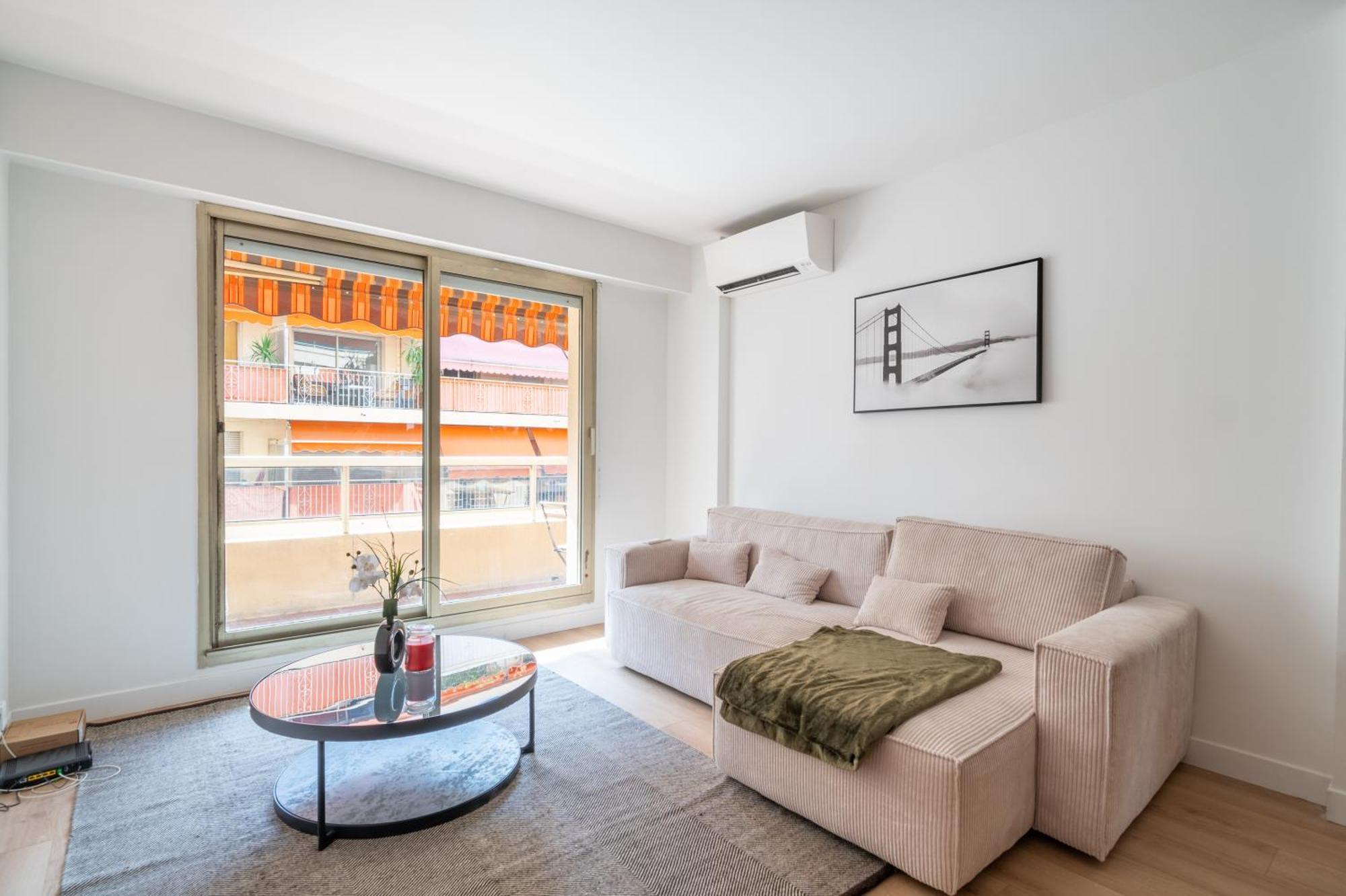 Near Old Town And Apartment Fully Renovated Nizza Exterior foto